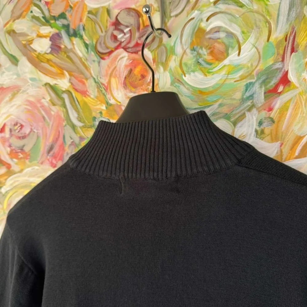 Oscar de la Renta Men’s Quarter Zip Sweater – Black - Picture 7 of 10